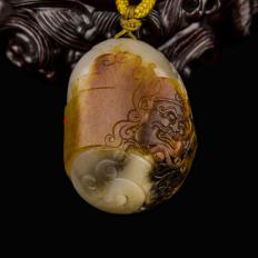 新疆和田玉雙色紅沁白玉籽玉掛件 財(cái)福雙至(獨(dú)籽) 60克