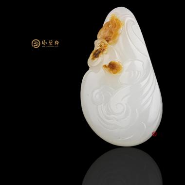 新疆和田黃沁皮一級(jí)白籽玉掛件 榜上有名 16.2克