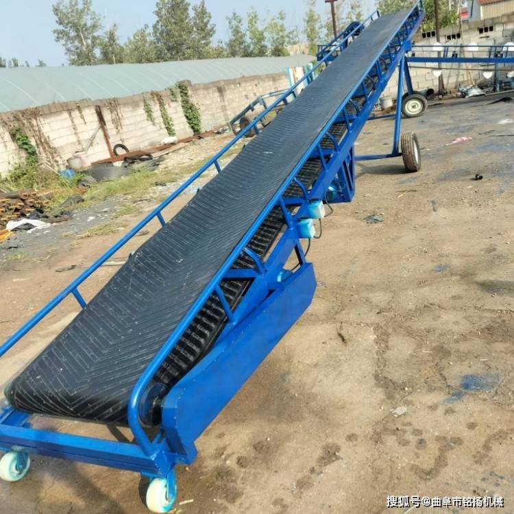 沙子水泥移動(dòng)裝車(chē)機(jī) 玉米裝車(chē)皮帶輸送機(jī) 貨倉(cāng)搬運(yùn)傳送機(jī):玉米收獲機(jī)