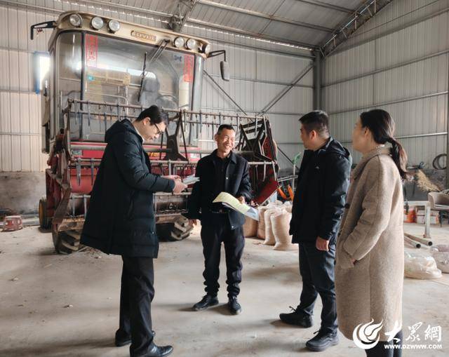 濟寧高新區(qū)黃屯街道對農(nóng)業(yè)設施及農(nóng)業(yè)機械安全開展檢查:農(nóng)業(yè)機械