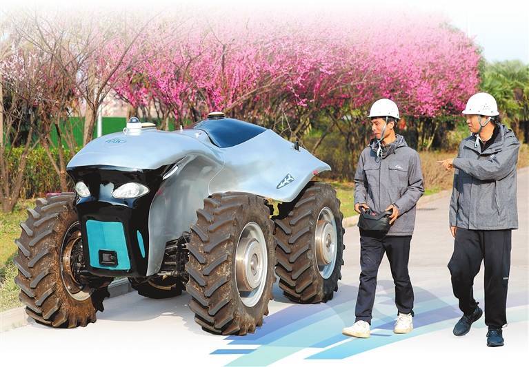河南農(nóng)機(jī)“慧”種地:農(nóng)機(jī)
