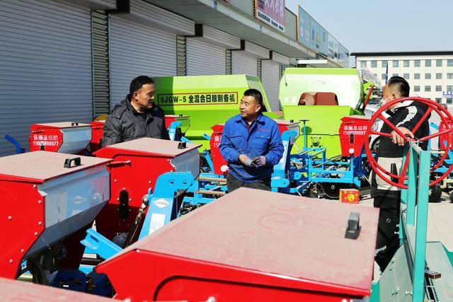 農機熱銷助力春季農耕#:農機
